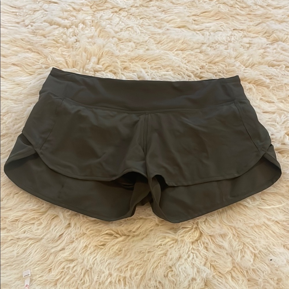 Lululemon speed short, size 6, 3” inseam, army green